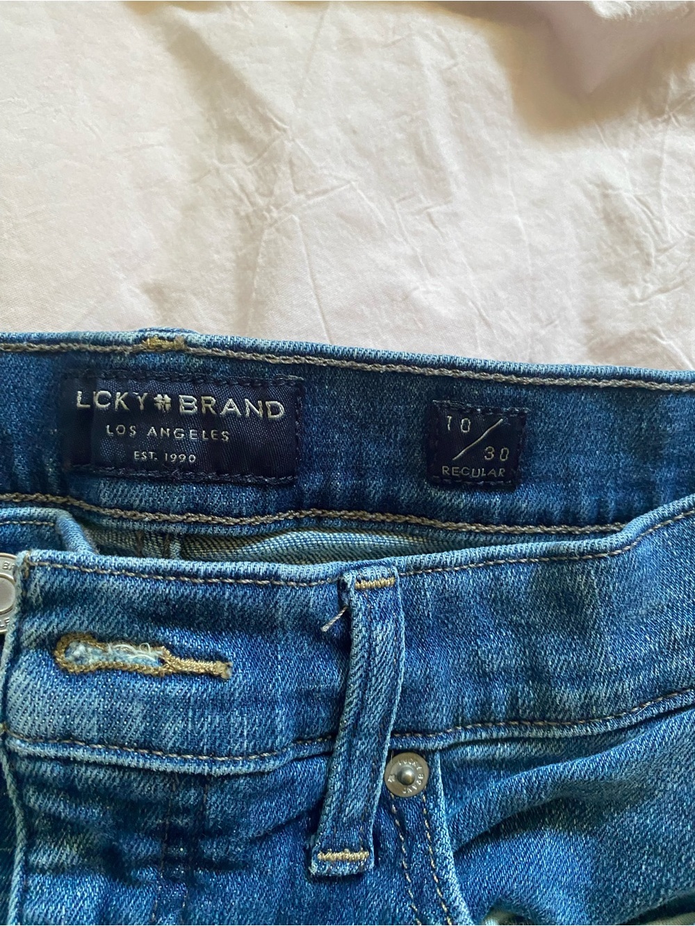 Lucky Brand Women's Dark Blue Denim Jeans - Classic Waist